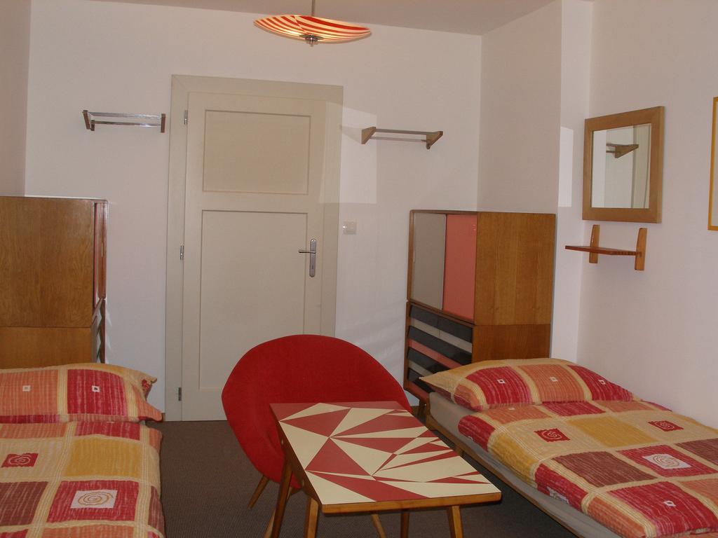 Pecka Penzion Pec pod Snezkou Quarto foto